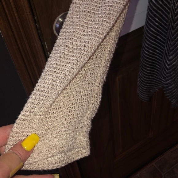 Blush sweater - Picture 2 of 6